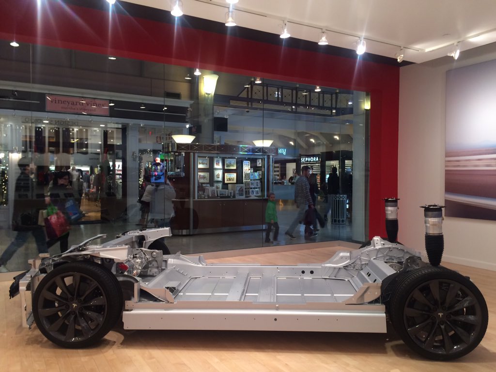 BostonCarClub tweet picture