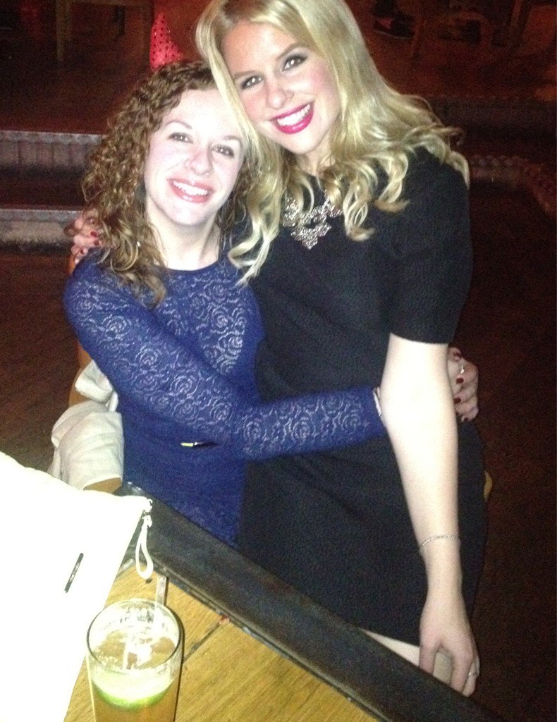 natz6789's tweet photo. My lovely, amazing sister! #muffinsrule @melanie_muffin https://t.co/5HY34i4bvB
