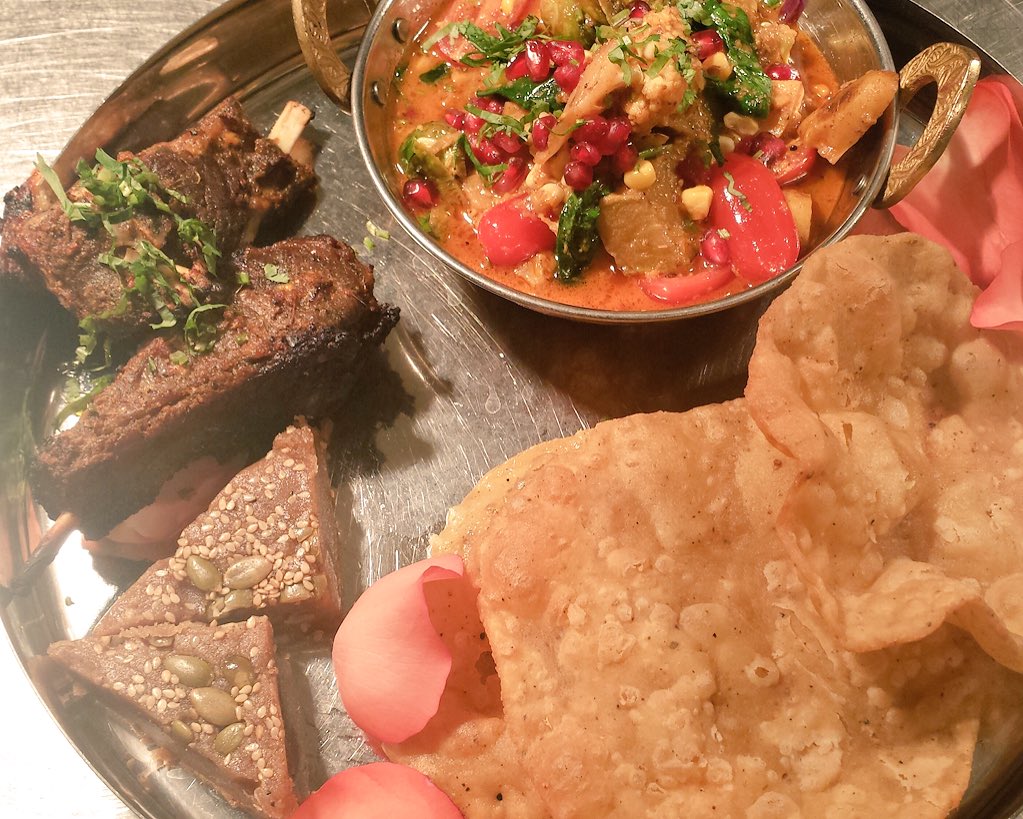 pondicheri's tweet photo. #HappyDiwali! Thali special~ 7 #vegetablecurry, @blackhillmeats masala #goatchops, fresh #pooris, & semolina #halwa https://t.co/dguLCQof0q