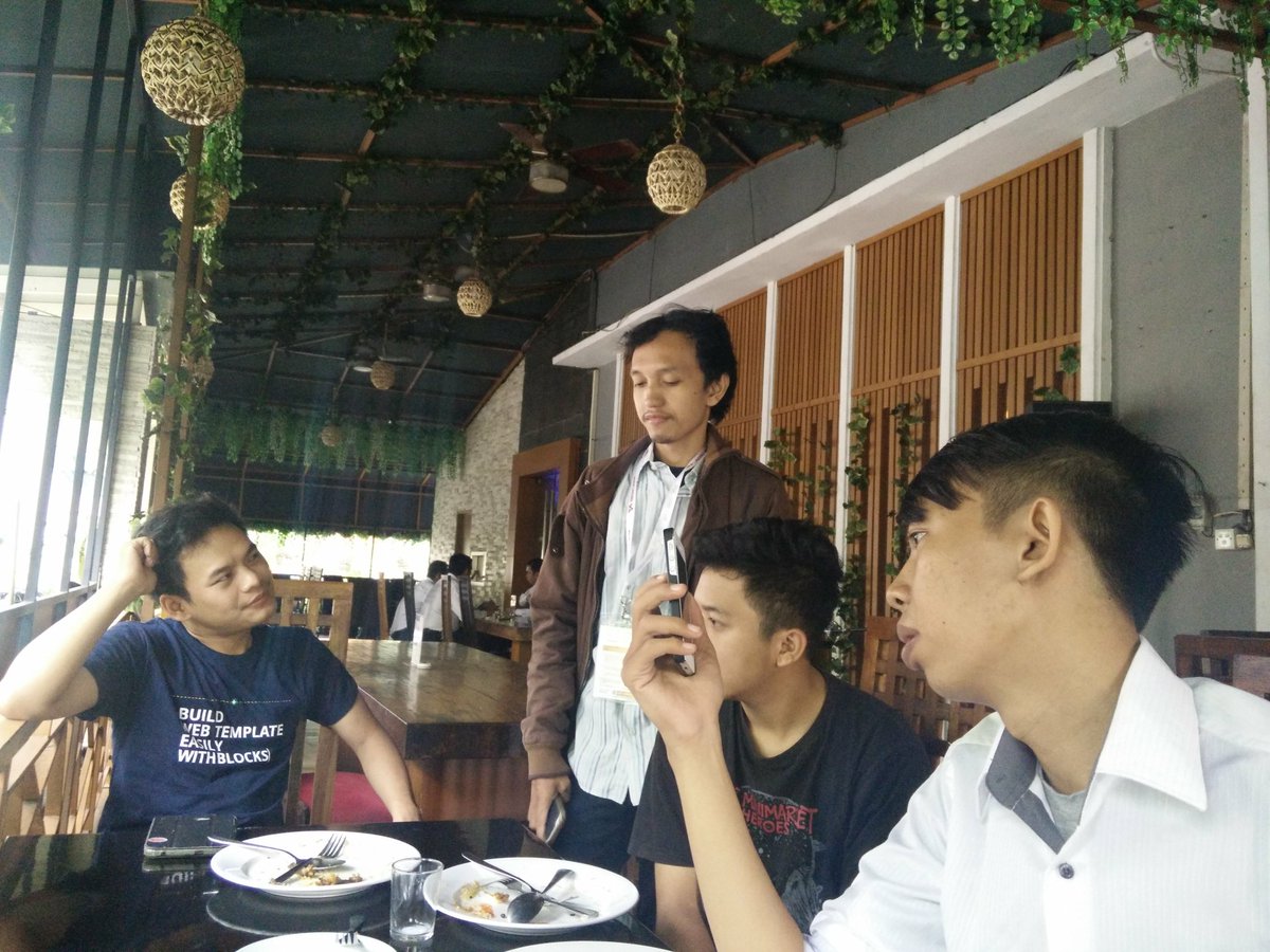 .<a href="/PilamoID/">Pilamo</a> siap siap speed dating di #tiajkt2015