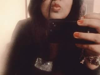 Hikinycam's tweet photo. Besame el alma con un suspiro sin aliento, dejando de un lado aquellos lamentos. https://t.co/ADPTSpbgwB