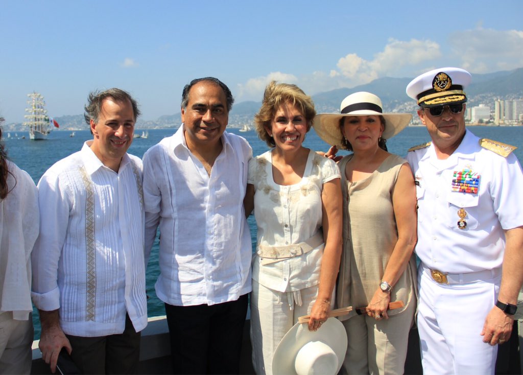 Llega Buque Escuela Cuauhtémoc a Acapulco - CTkEXh_U8AAAFlg