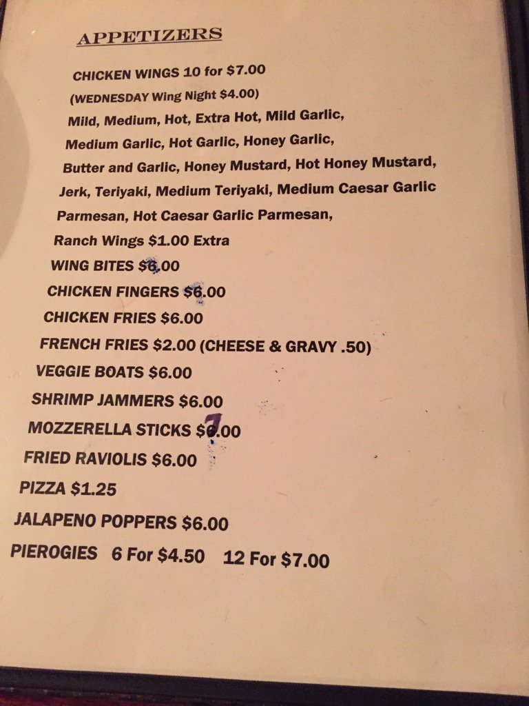 JesusMaximus's tweet photo. Some pretty good options! #wingnight wings https://t.co/mhku1HG7We