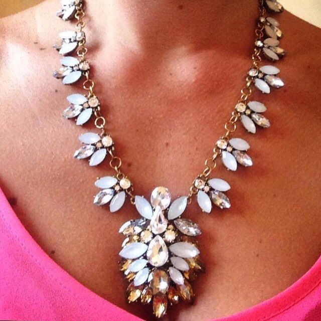 SALE** LAST ONE! Champagne twinkle was £12.. NOW ONLY £3. SHOP HERE >> statementboutique.co.uk/product/champa… #statement #sparkle