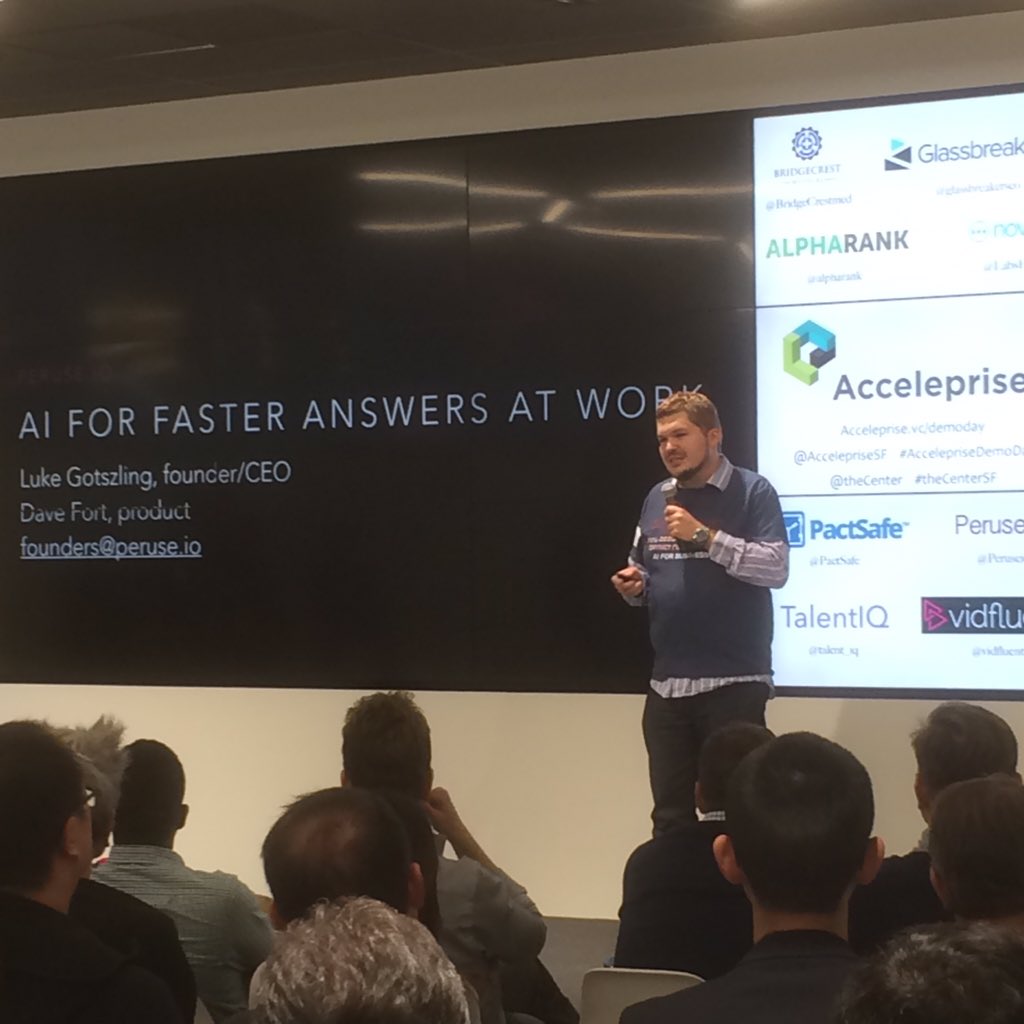 SusanSearchPro's tweet image. Luke showing how @Peruseio will find and dispense your biz data &amp;amp; info thru AI &amp;amp; integrations at #AccelepriseDemoDay