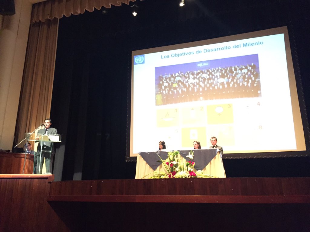 Inauguración <a href="/UDAMUN/">ModelUnitedNations</a> en el Teatro Sucre.
