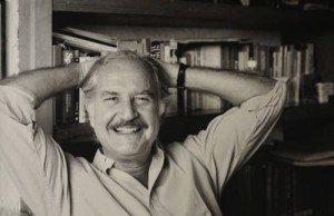 CulturaColectiv's tweet photo. #UnDíaComoHoy nació Carlos Fuentes. Te dejamos 10 consejos para hacer un gran escritor   https://t.co/rZDY9wKOem https://t.co/UEjw9UzlaZ