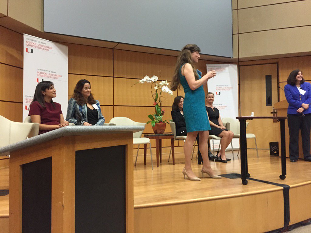 Dr Franzmann gives demo of Vigilant's test for oral cancer risk @ Women in Tech @UMiamiBusiness <a href="/miamiherald/">Miami Herald</a>