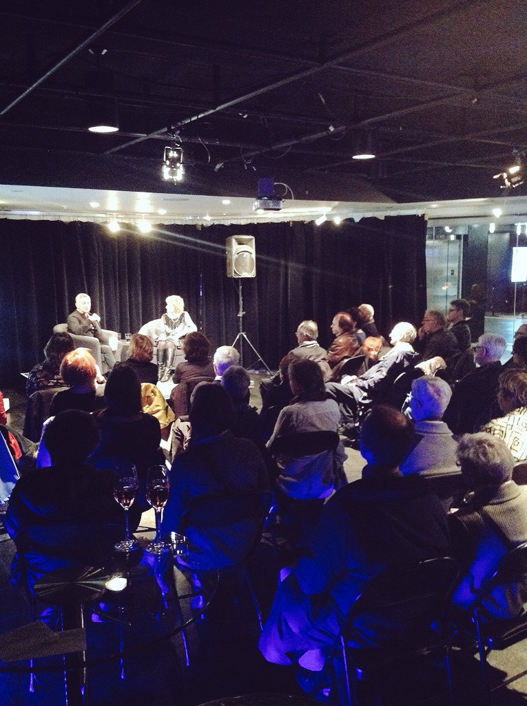 _ARTVstudio's tweet photo. Foule dense et attentive pour écouter Michel Marc Bouchard! #tnmdemasque @MichelMarcBouc2 @TNM_ https://t.co/PoRcSTOH8L