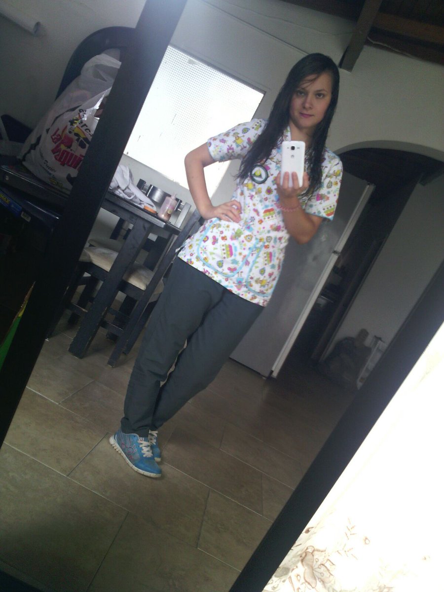 Brixkontreras's tweet photo. #Licenciatura https://t.co/rN1ue5ZsUW