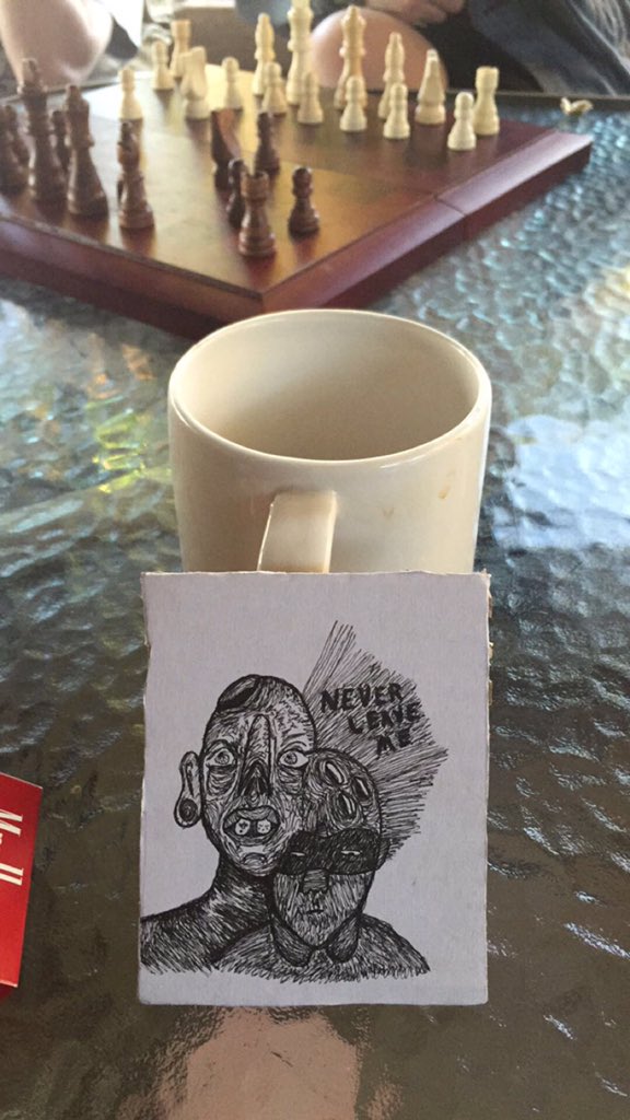 annabanana tweet media