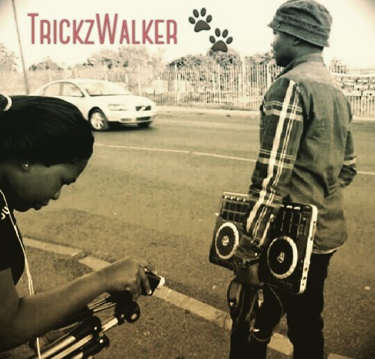 DjTrickzWalker's tweet image. #TrickzWalker. #IWalkMyOwnPath. @DjLosti @moflavadj @METROFMFANS_SA