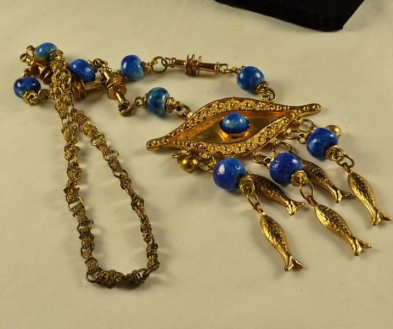 Chic_Mouse's tweet photo. @bekis_beads https://t.co/CEP0ijYjBy #EvilEye #Amulet #necklace #gotvintage #fishcharms #alexpals https://t.co/lR3FbsIhvE