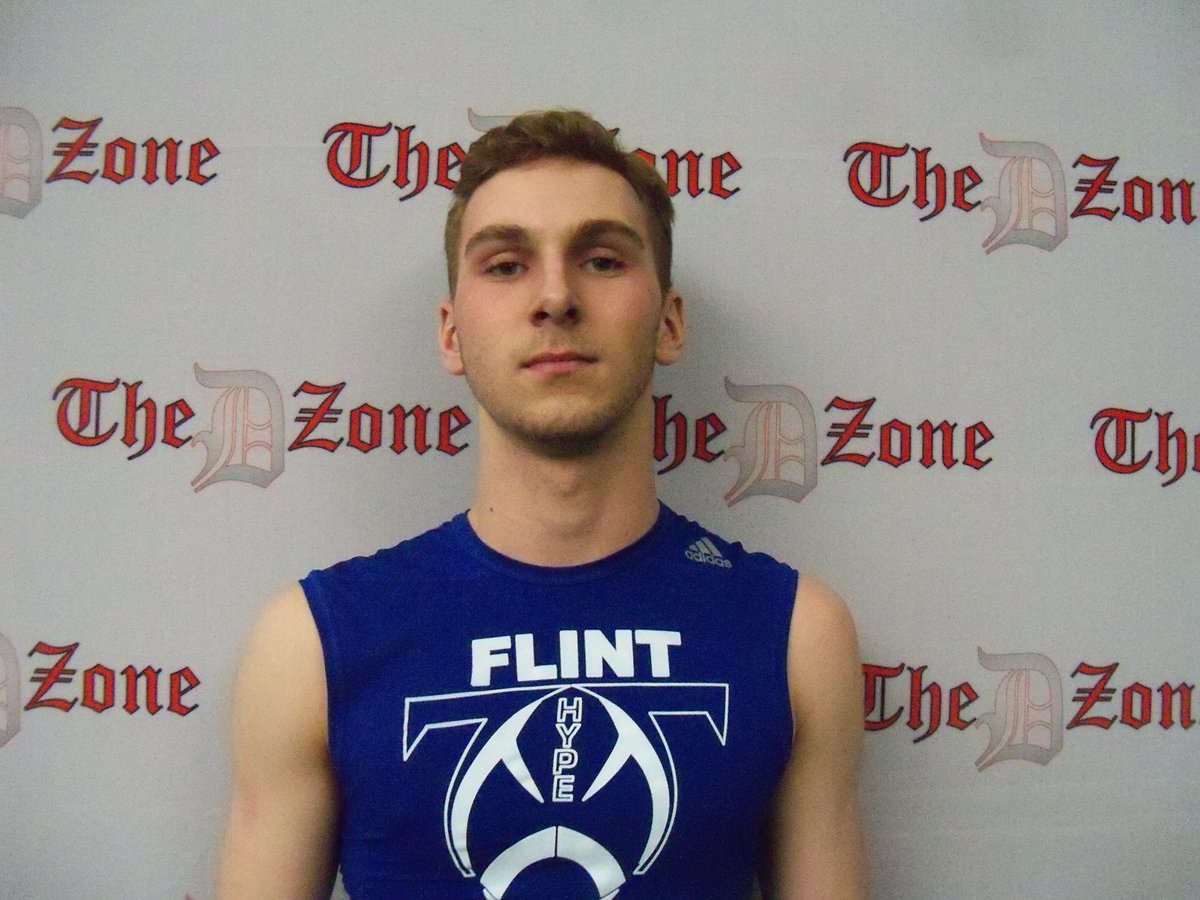 2015 Flint Metro All-League Football Offense   bit.ly/1Ns5KrO