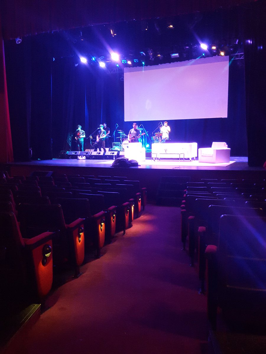 RafaelValek's tweet image. Felicitaciones por @timeoutuy @Santiago_Alfaro !!