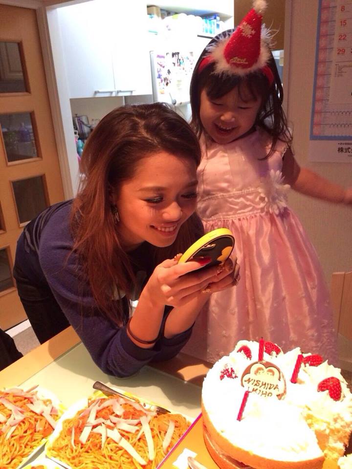 Mommy Miho and Baby Aimi. God bless myloves!

#ShowtimeToMiho