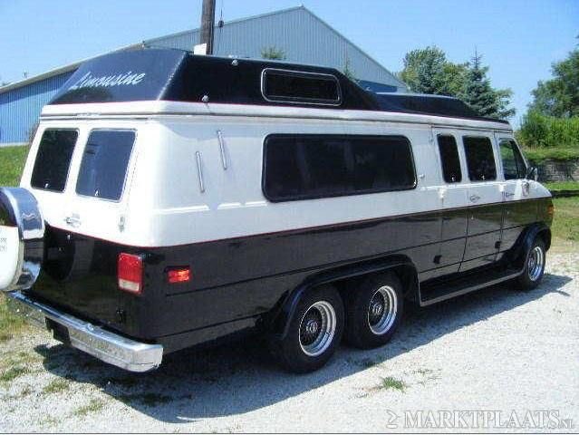 Badass_Vans's tweet photo. You know...for when you have to make the....classy entrance. #BadassVan https://t.co/HCUfD6JTnB