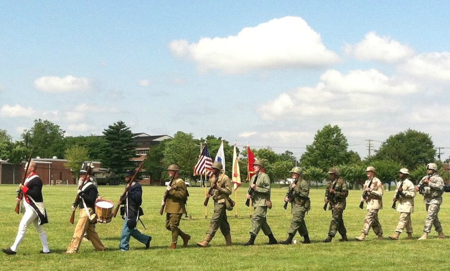 CloydRivers's tweet photo. Past to present. Salute the troops. Merica. https://t.co/sM4ZztvoqH