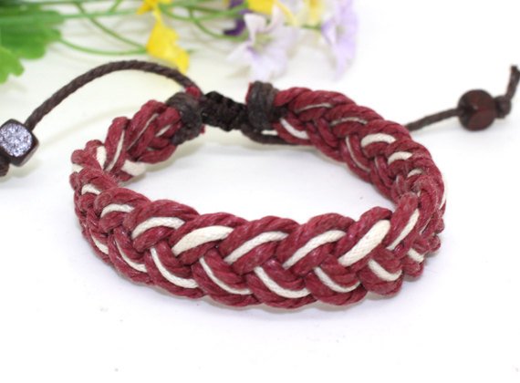 Legelangcs's tweet image. 4.Woven Bracelet
Yg Ini gelangny lebih colourfull guys. Gelang ini lebih cocok utk cewe. Klo kata orang sih, imut.
