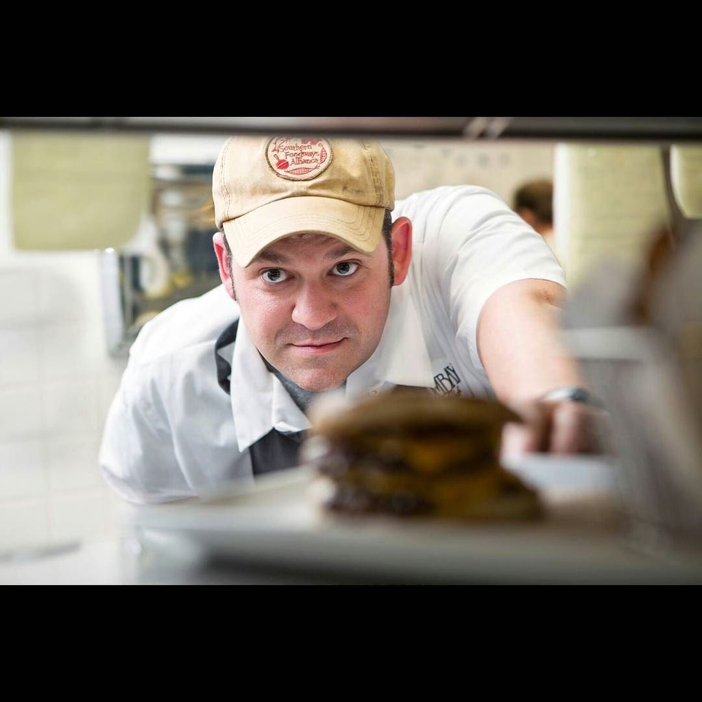 pecheney's tweet photo. @nprichard17 @kingfishnola @jwkpec #neworleans #louisiana #nola #nolaeats #chefs #kitchenaction #chefshots #thepas… https://t.co/mcn6V1ALXI