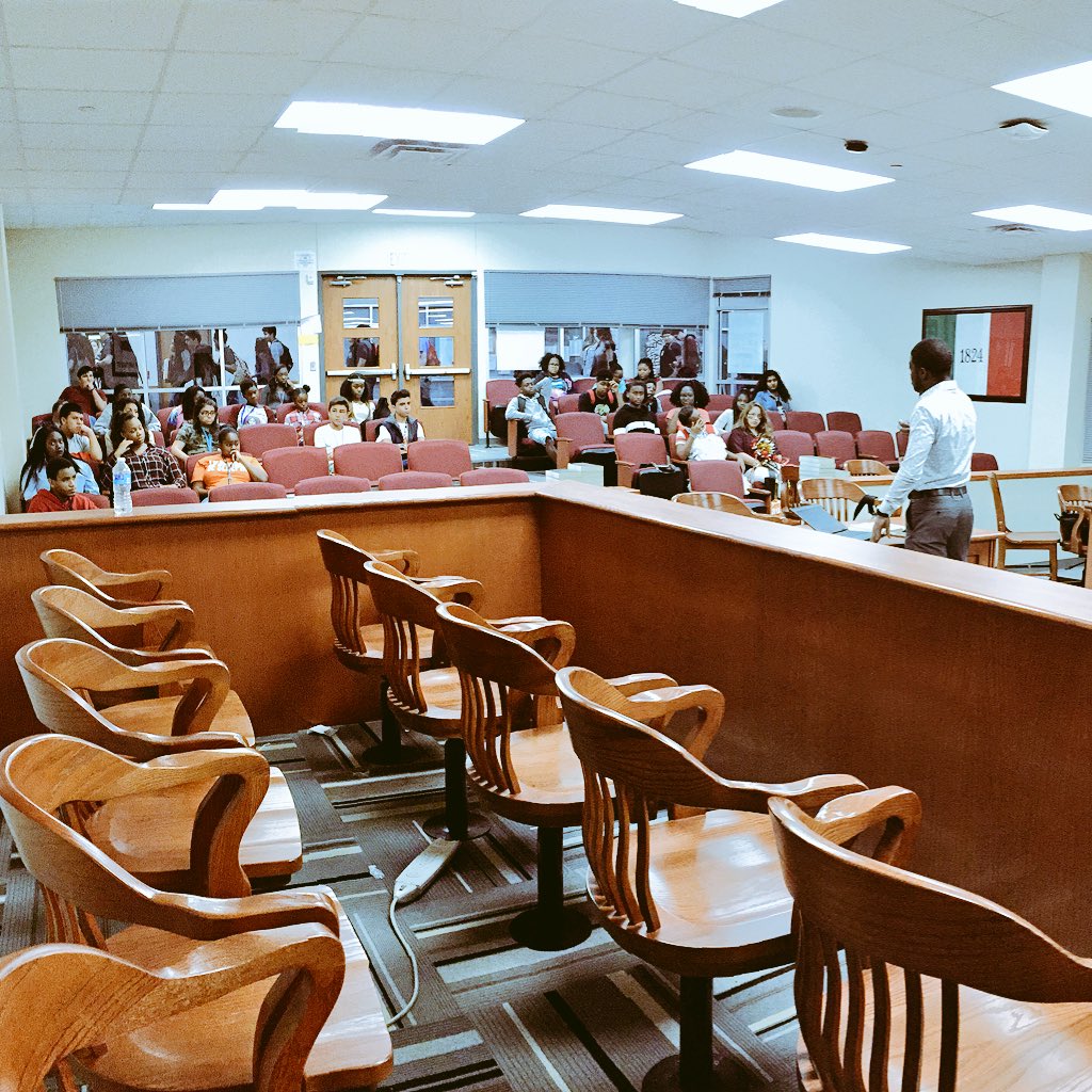 lifechange_'s tweet photo. Hey everyone! We're having life change tomorrow morning in the courtroom at 6:50AM. We would love to see you there! https://t.co/tDLQxJJHF0