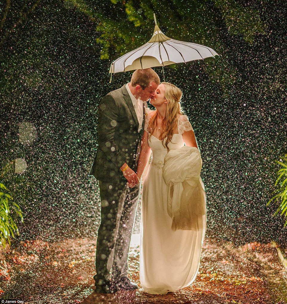 Couples share their own beautiful snaps as rainy wedding photo goes viral dailym.ai/1iVUOuc