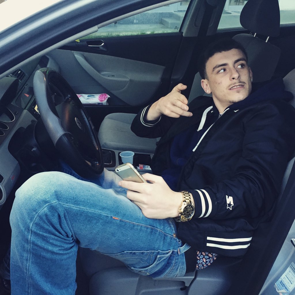 ForeignFlo's tweet image. 