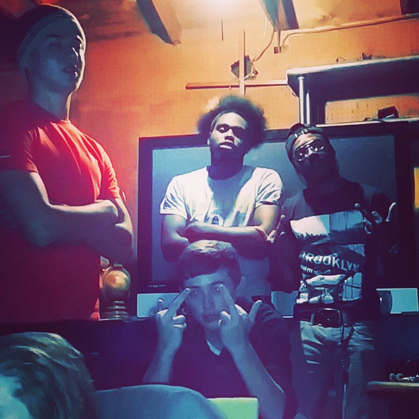 _ryangreene_'s tweet photo. #Tbt the Trap 🤑😎🌬 https://t.co/nfFbfDNWGW