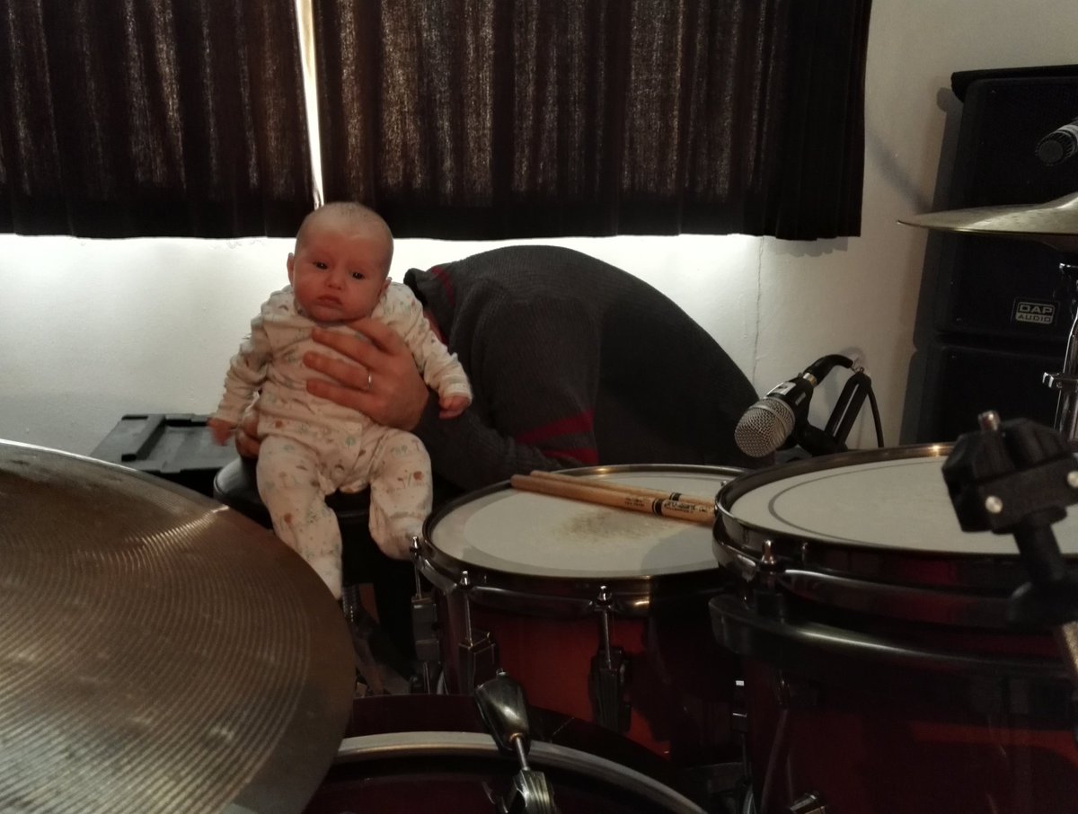 New session drummer available from avalanchemultimediastudios.com . Call now for bookings 😜