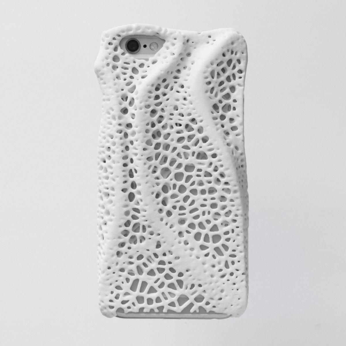 Carapace Cover iPhone6 goo.gl/AAOa2I #fashion #style #design #carapace #3dprinting #form #pattern #iphone