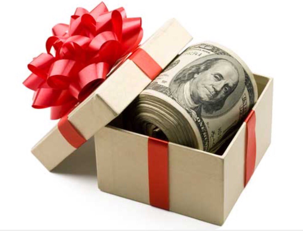 MandyM_1's tweet photo. Is your employer offering a HUGE Christmas bonus?? No?!? That stinks. Mine is! 🎉
#LegitChristmasCash
#NovemberOnly https://t.co/6i7prYO539