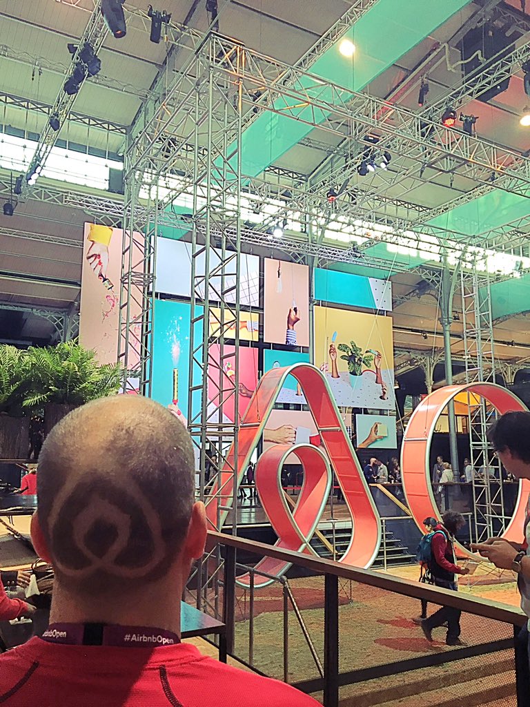 MarisaH's tweet photo. Fresh up do for #AirbnbOpen day 1! First up, keynote @bchesky. #roundtheworldin80stays https://t.co/um7bXmSjZB