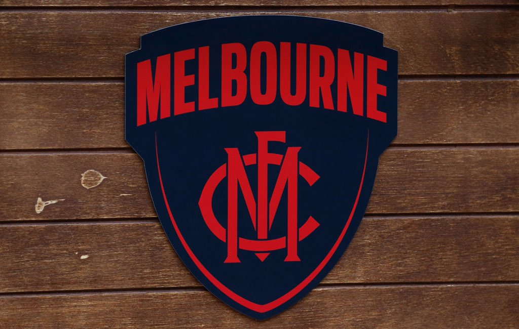 billyjstretch's tweet photo. Loving the new look!! Can't wait for the season to come round again!! @melbournefc 🔴🔵
#myheartbeatstrue https://t.co/T3hCQIKWYK