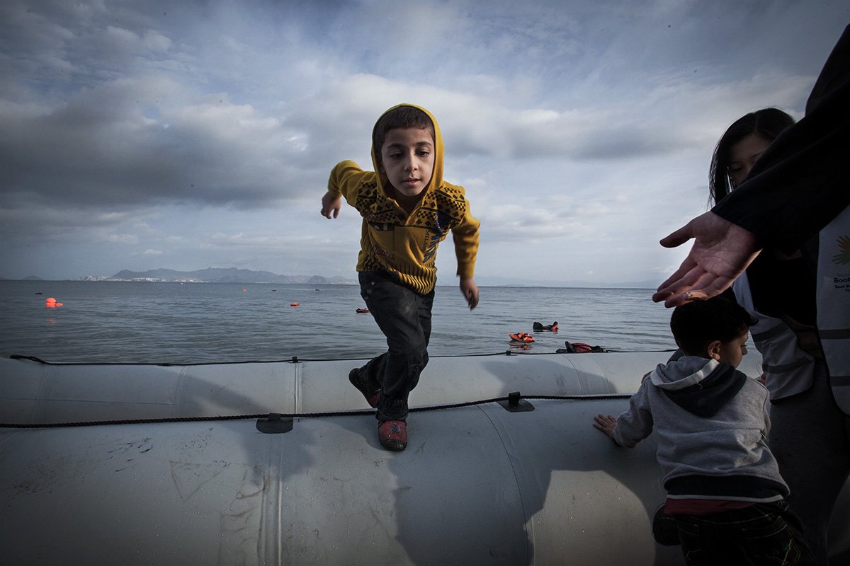 FritureMag's tweet photo. #portfolio Dans le quotidien des migrants de l’île grecque de Kos https://t.co/o9Ol2PYPWJ https://t.co/8WuEmcmnyZ