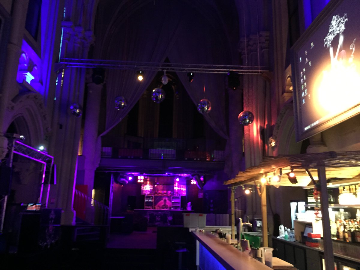 K9ANGERS's tweet photo. les #ZAMIS #ANGERS prog. #weekend jeu. #FIRE ven. @jeffcortez70 prend contrôle du #K9ANGERS sam. #SATURDANIGHTFEVER https://t.co/pObOFQMrDt