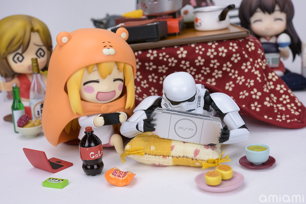 amiami_figure's tweet photo. 【あそんでみた】そろそろこたつのシーズンですね。こたつとねんどろいどの組み合わせはほっこり癒されます♪ #asondemita https://t.co/3yJV1lK014