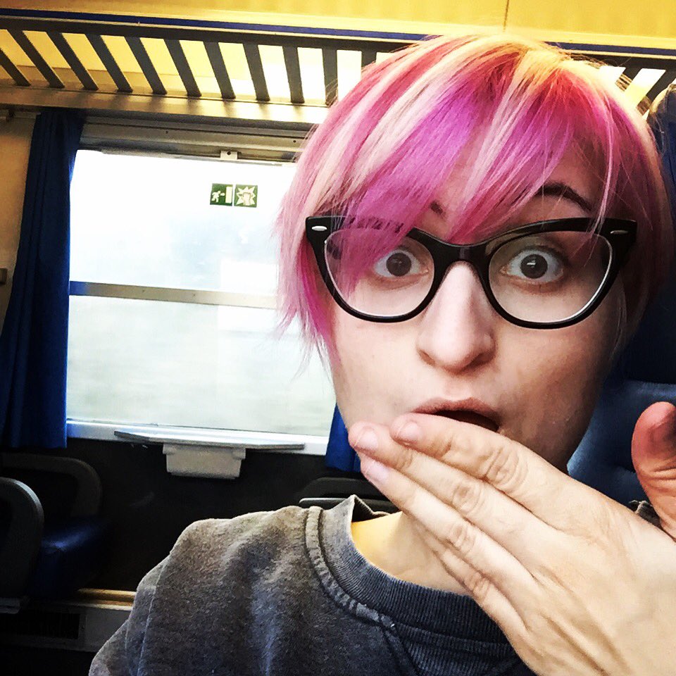mywaytobemyself's tweet photo. New #hairstyle, new me 😁🙈 Thanks to #FrancescoGiaconella and #BEHair 🦄🦄🦄 #mwms #mywaytobemyself #fashionblogger https://t.co/L2RLbRjVPy