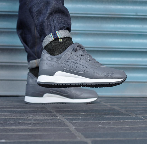 Creperoom's tweet photo. Here is one colour way of the Asics Gel Lyte III 'Reptile' Pack. In a premium Reptile Skin style leather Grey/Grey. https://t.co/b69FBKOsoo