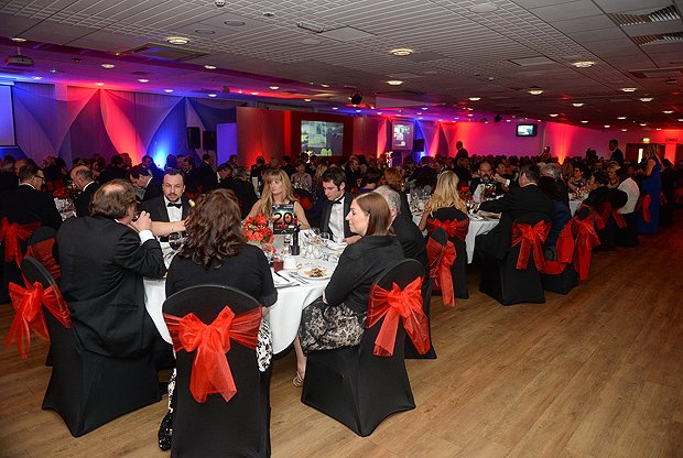 WMNNews's tweet photo. What a night! South West businesses celebrated at #WMNBizAwards 2015 at @SandyParkExeter https://t.co/WsGwBI3cO0 https://t.co/BNkLsCK57q