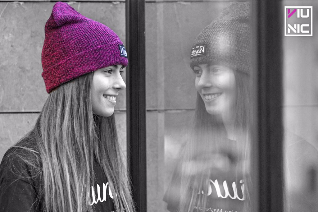 VIUNIC2014's tweet photo. 🎈"Our passion is our strenght."🎈
🏂 Gorros #Viunic a 15€ 🏂
Modelo: @SaraBaceiredo
→ https://t.co/s2CMLsktgF ← https://t.co/66MbxQtskv