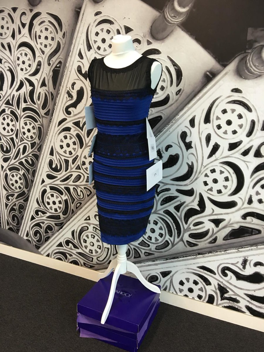 Faces of tumblr about to start at #mshuddle... Check out the dress!