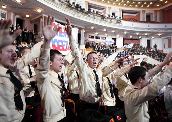 mod_russia's tweet photo. Антон #Губанков: Более 20 команд кадет, суворовцев и нахимовцев сыграют в армейский #КВН https://t.co/0k0P5lHHOF https://t.co/ddY7NHl1zb