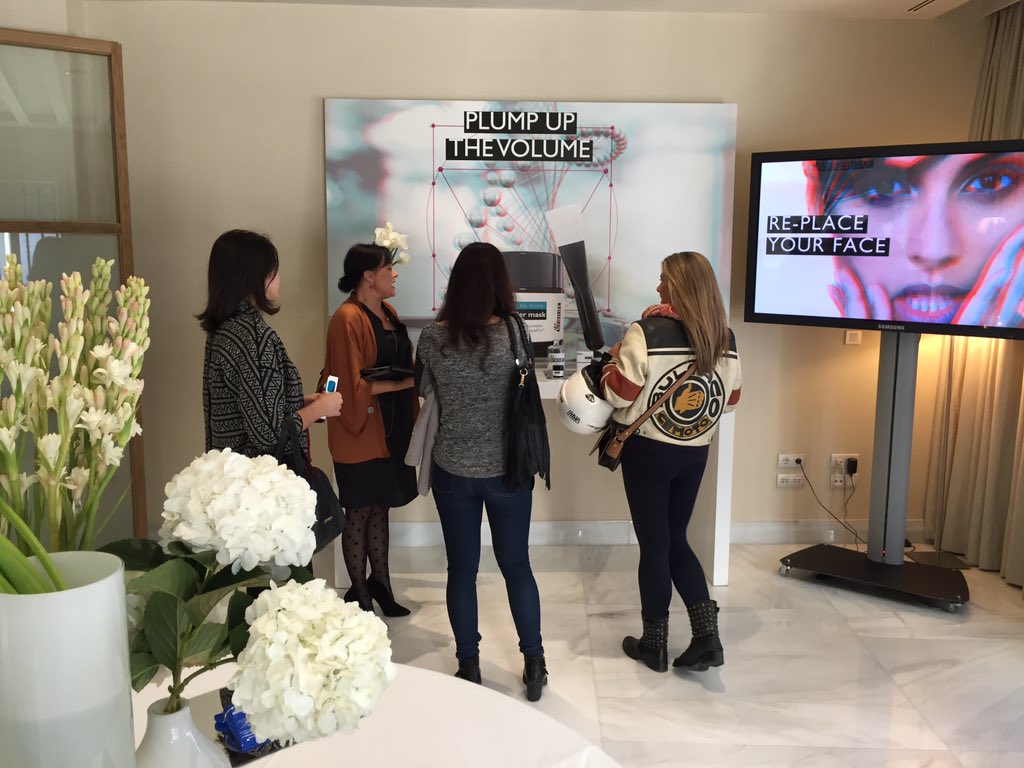 InHouseSC's tweet photo. Gracias a todos los que estáis disfrutando del #DrBrandtPressDay #PumpTheVolume! #Brandtnew https://t.co/4303gN2jTy