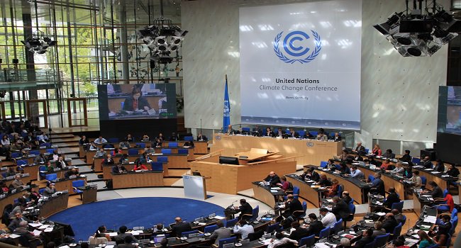 ClimateOutreach's tweet photo. New Resource: Are we Engaged? UN climate talks and the UK public https://t.co/gpVKeB4rgi #COP21 #Paris https://t.co/Cqdey4XhtF