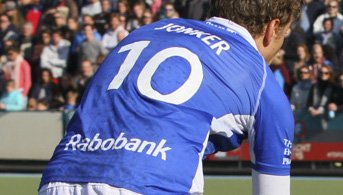 Doe mee met de <a href="/KampongHeren1/">Kampong Heren 1</a> loterij! Vette prijzen oa <a href="/osakahockey/">OsakaWorld</a> en <a href="/DitahockeyNL/">Dita International</a> Check: bit.ly/LoterijH1