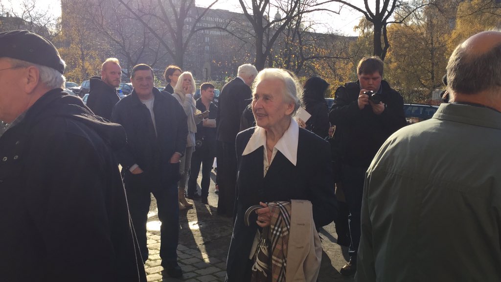 Voir l'image sur Twitter