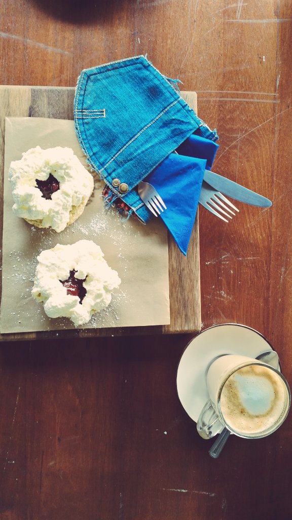 michellewin12's tweet photo. Wow what a find! Old world Howick in middle of Pinetown. @friendscafe031 is definitely worth a visit. #secretplaces https://t.co/eVTm6gLhnM