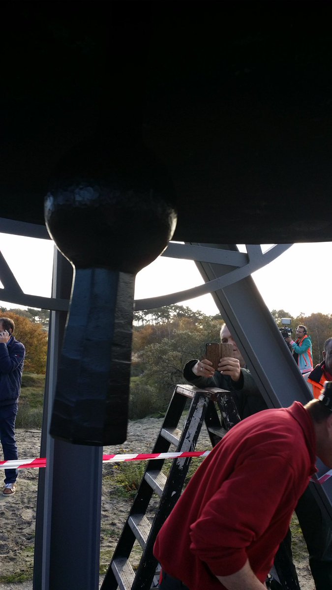 De Bourdonklok heeft weer een klepel!