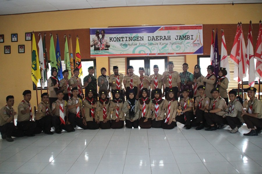 Pelepasan Kontingen Daerah Jambi Peserta Perkemahan Antar Satuan Karya Nasional Tahun 2015, Hati2 dijalan yaa