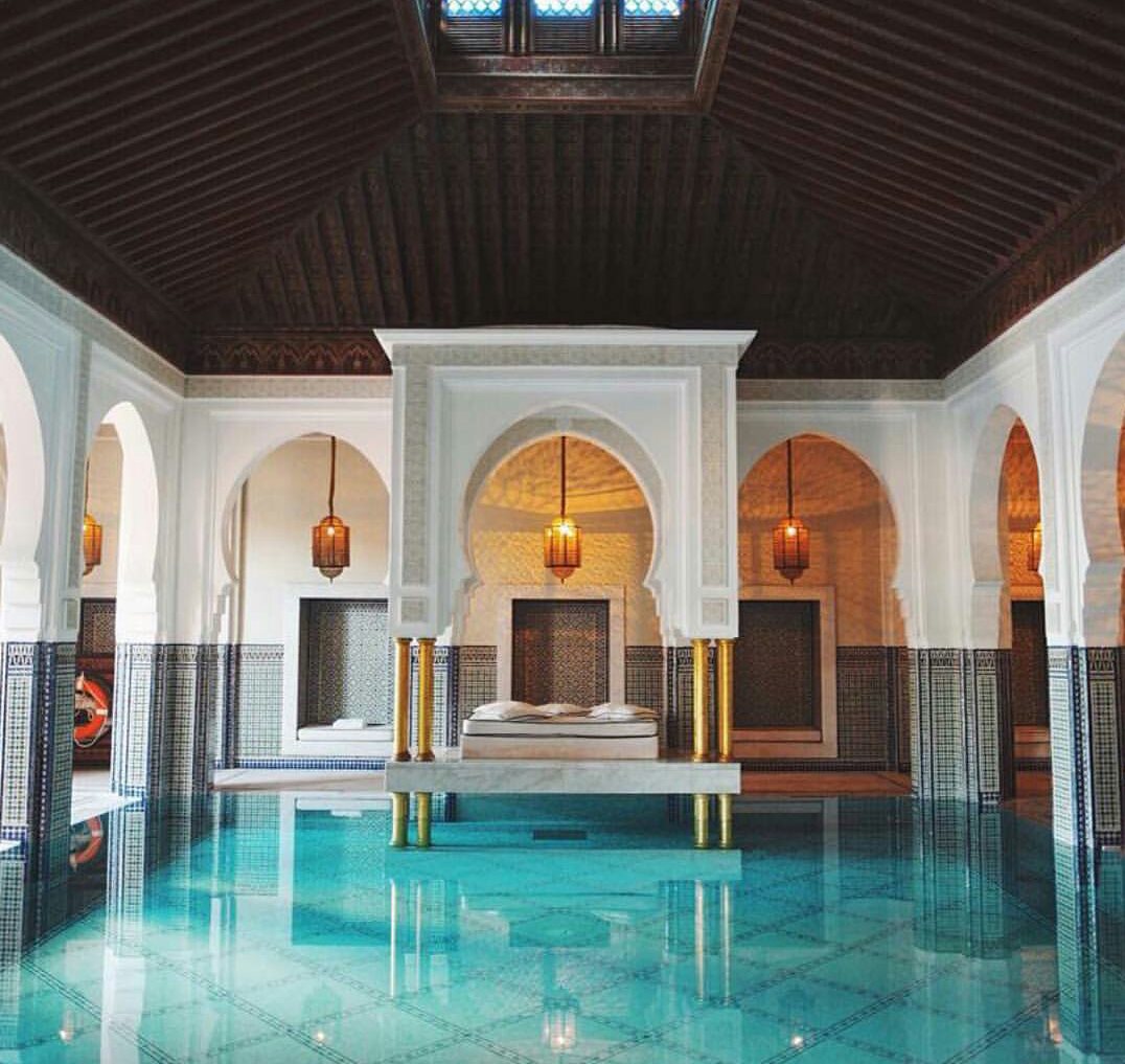 I_Checkoumar's tweet photo. Just feeling like going for a swim #designyourlife #poolbed https://t.co/OlBoTt3emT